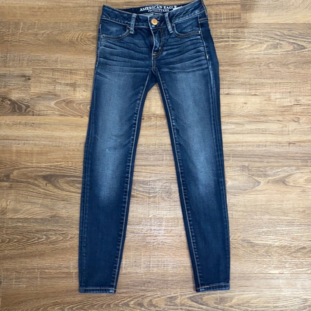 Low Rise Jegging Short